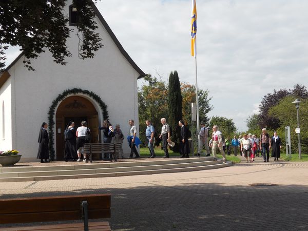 Ankommen am Ziel:  Schönstatt-Kapelle Dietershausen